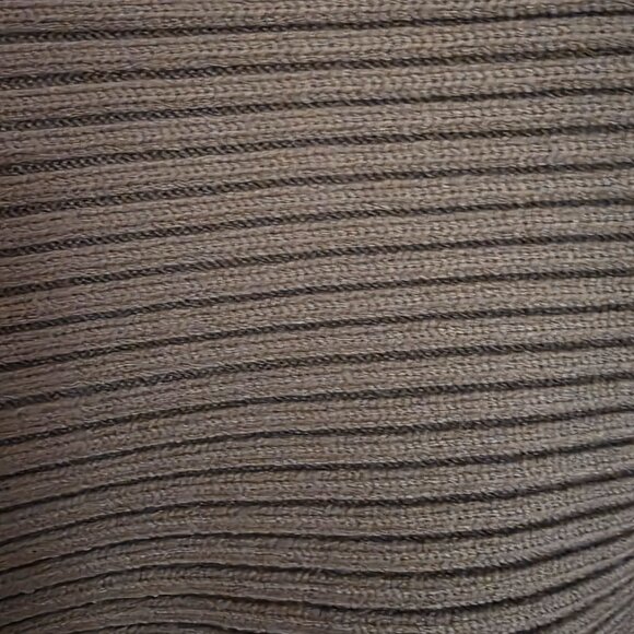 Sweater - Picture 3 of 3